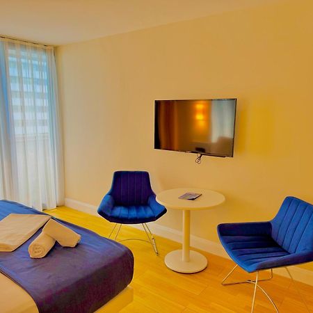 Vip Aparthotel Orbi City Sea View 巴统 外观 照片