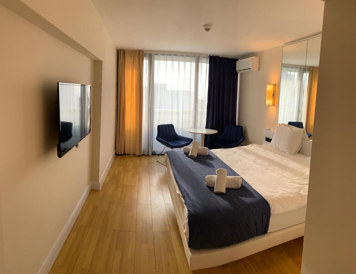 Vip Aparthotel Orbi City Sea View 巴统 外观 照片