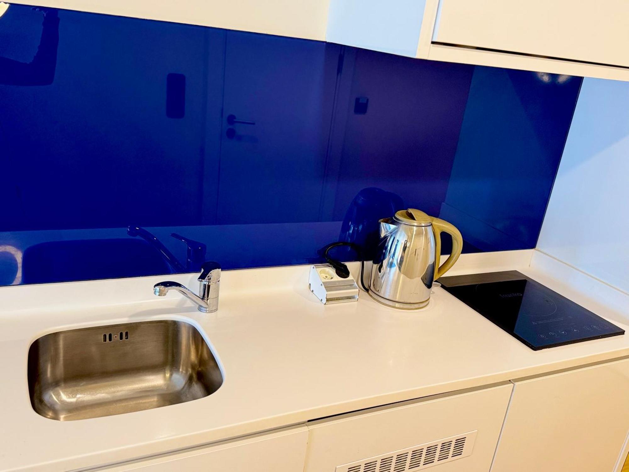 Vip Aparthotel Orbi City Sea View 巴统 外观 照片