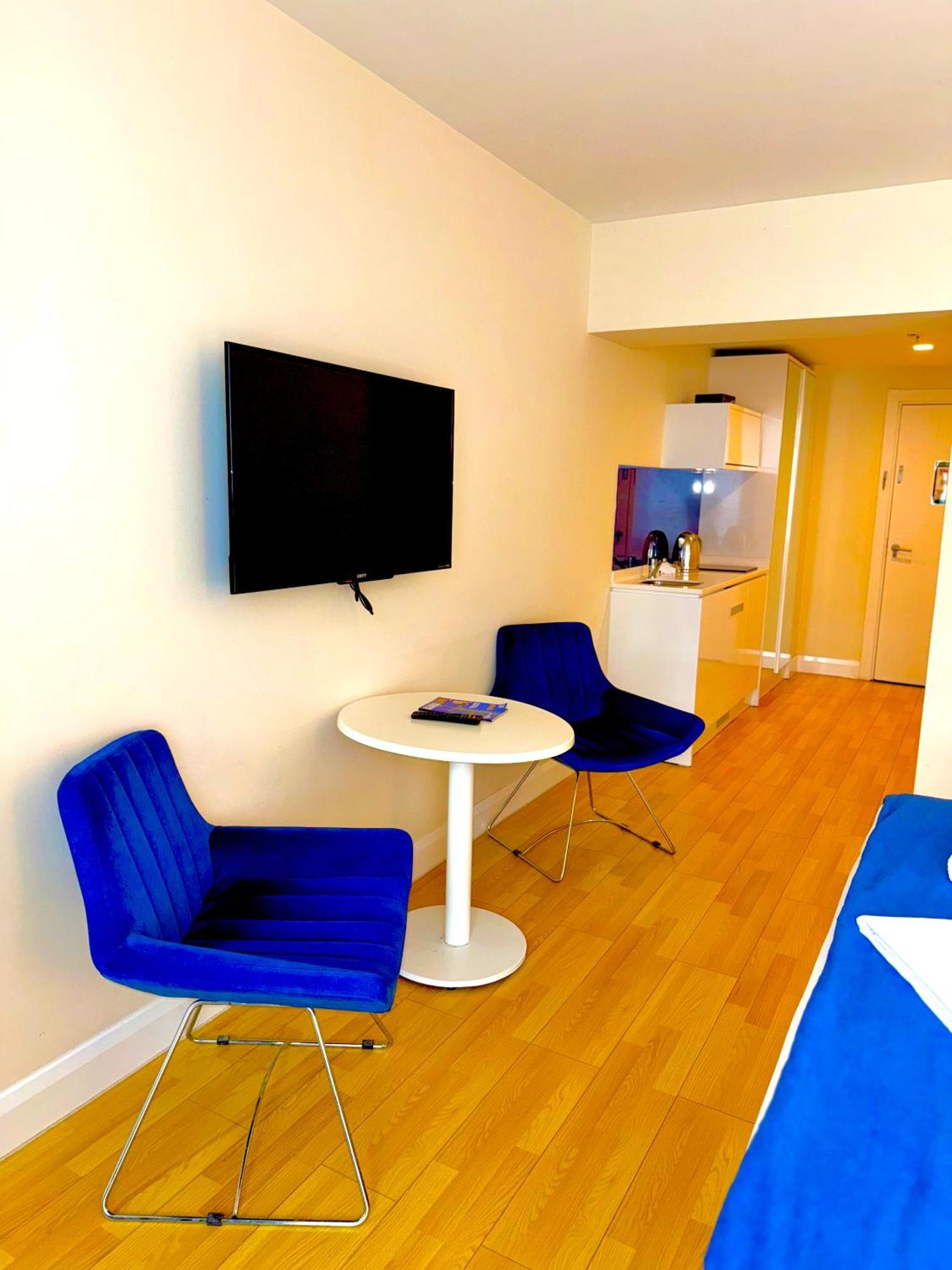 Vip Aparthotel Orbi City Sea View 巴统 外观 照片